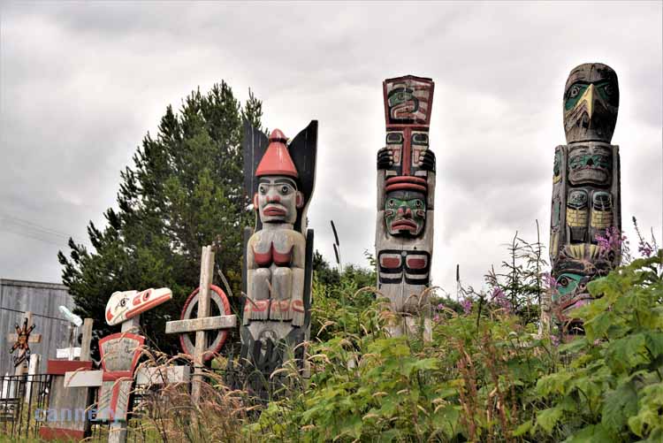 cemetery of totems