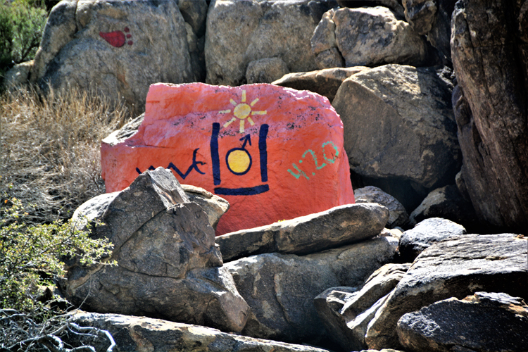 murals on bolders