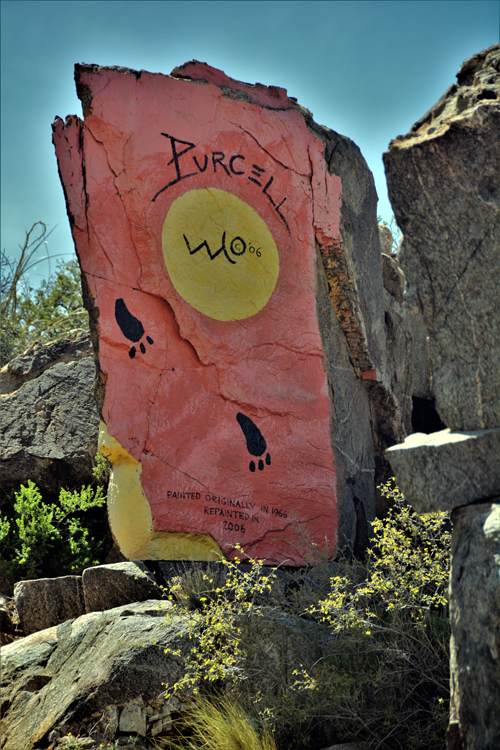 murals on bolders