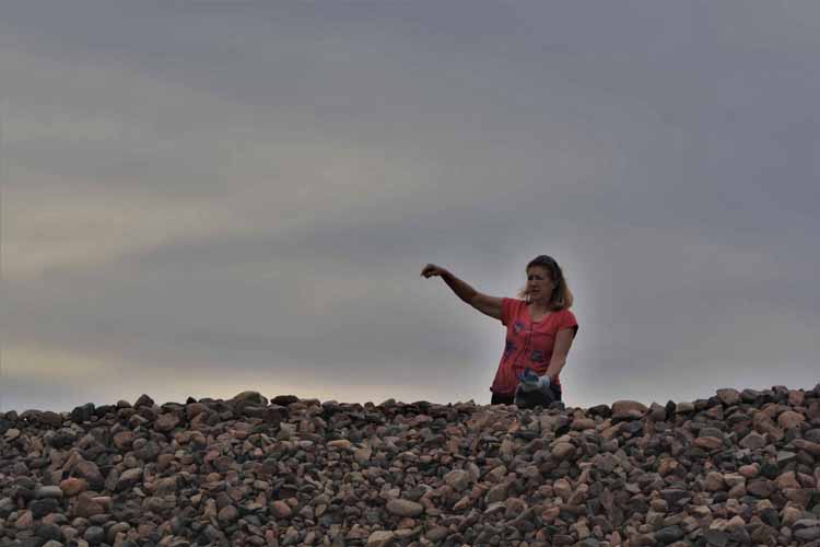 rock-hunting day
