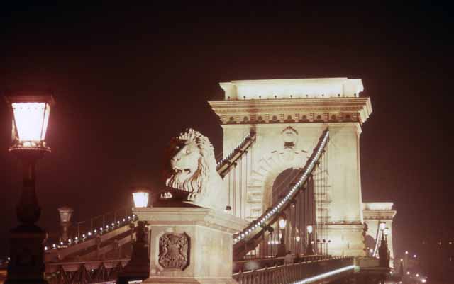 chain bridge