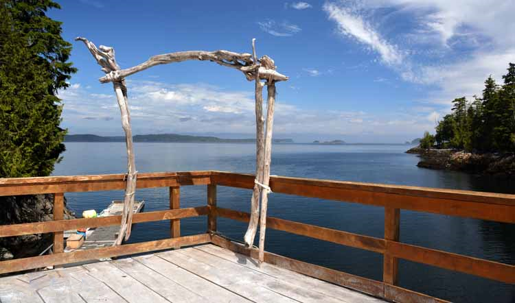 dock on water