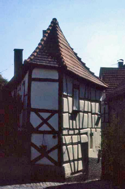 a not-so-typical house in BW