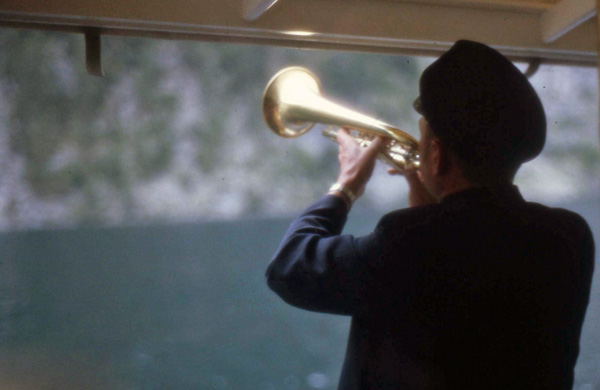 trumpeter on konigssee