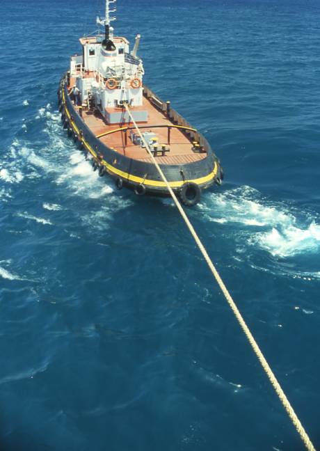 tug boat 