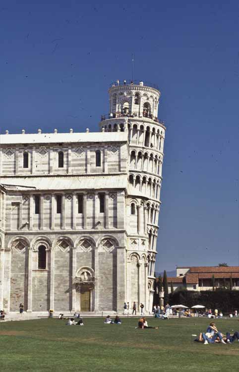 leaning tower