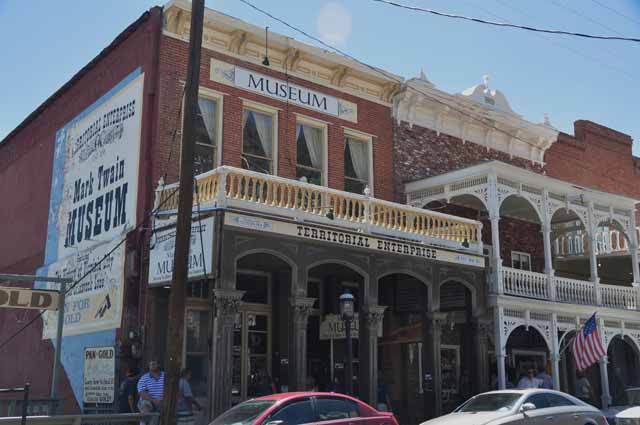 Mark Twain building