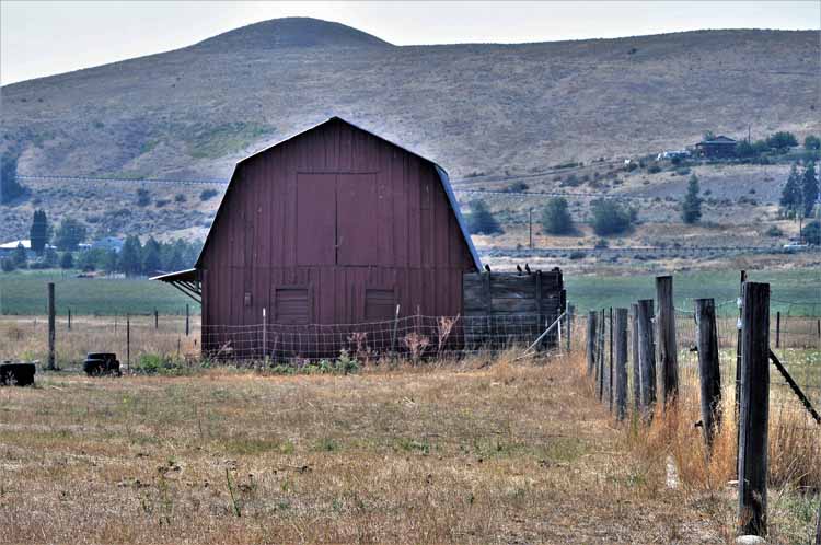 barn