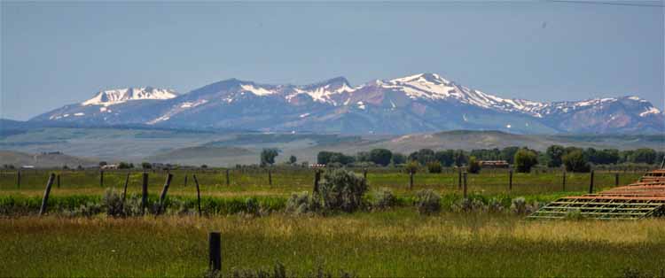 wyoming mountainous landscape