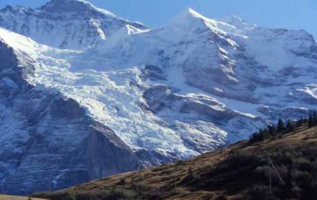 a closeup of the tri-peaks