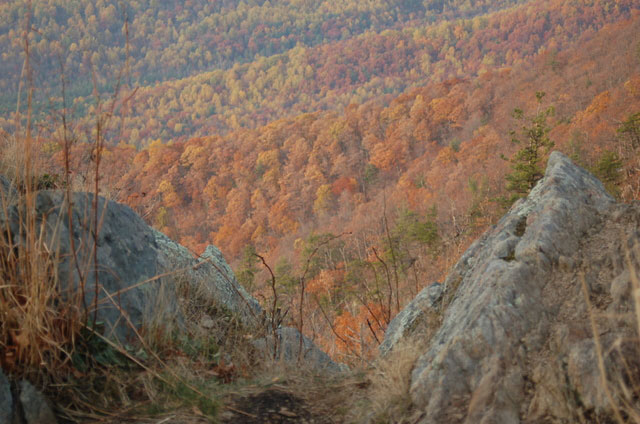 rock formations dot the hills